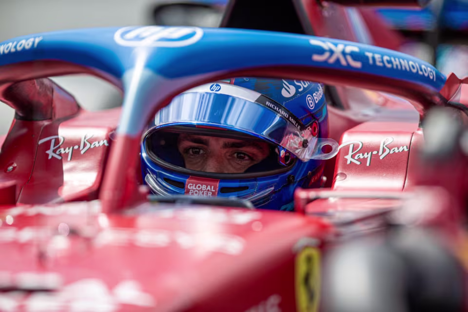 Sainz Disheartened After Pit Stop Timing and Penalty Dash Hopes in Miami Grand Prix - Seasports