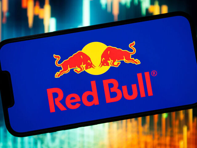Red Bull Acquires Stake in Leeds United, Becomes Shirt Sponsor - Seasports