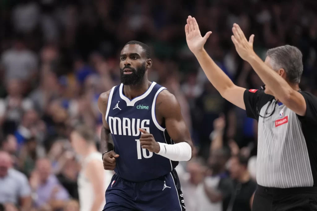 Mavs Trade Hardaway to Pistons, Acquire Grimes - Seasports