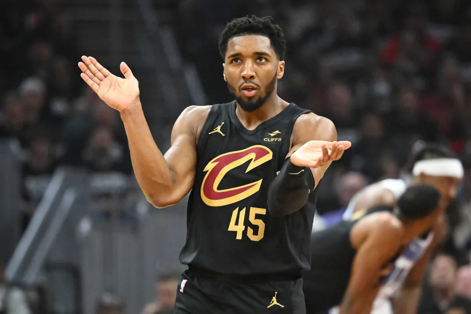 Cavaliers and Donovan Mitchell Reach 3-Year, $150.3M Max Extension Agreement - Seasports