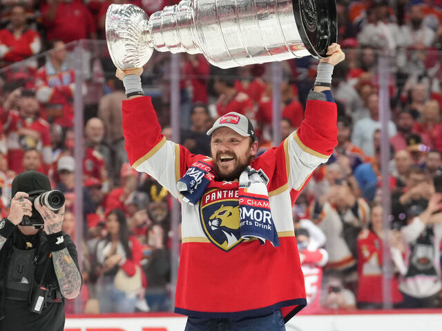 Panthers Ink Top UFA Reinhart to 8-Year Extension - Seasports